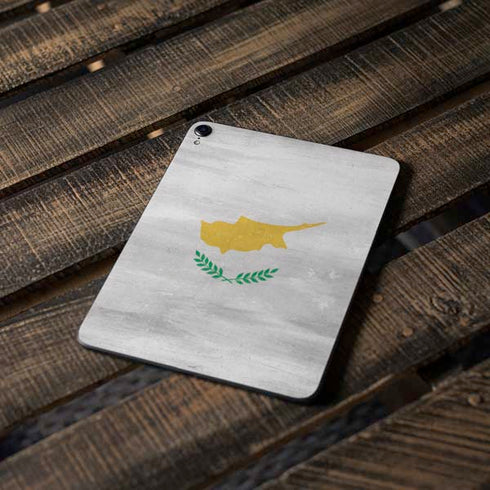 Cyprus Flag Distressed Apple iPad Pro Skin